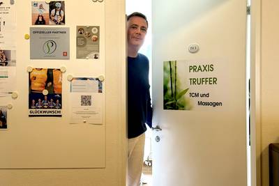 Hallo, sagt Florian Truffer. Bild: Heilpraktikerschule Luzern