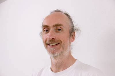 Portraitfoto von Dr. med. und TCM-Arzt Robert Trnoska. Foto: Heilpraktikerschule Luzern